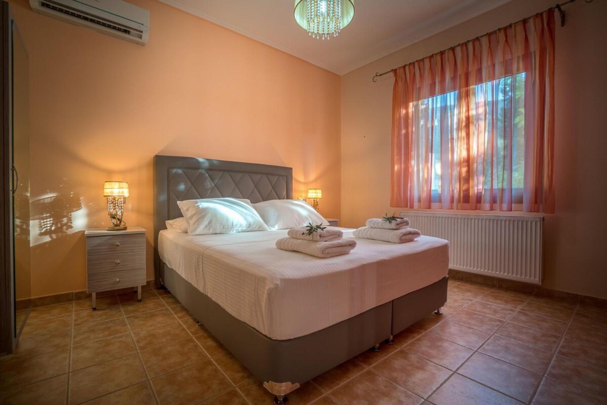 Villa Clairy Mouzákion Buitenkant foto
